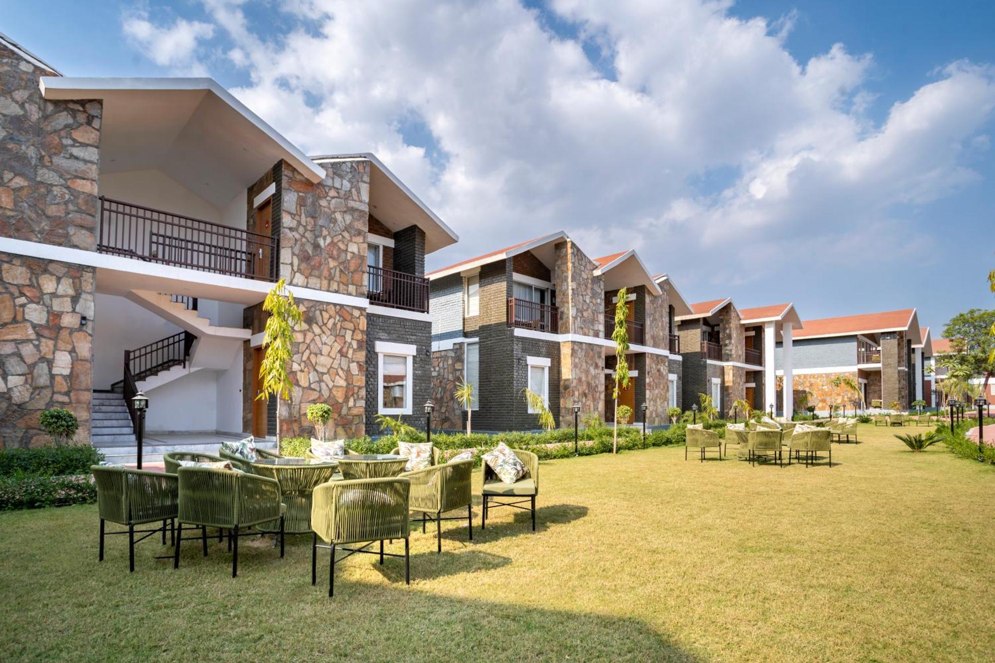 Spree Resort Sariska Thana Ghazi エクステリア 写真
