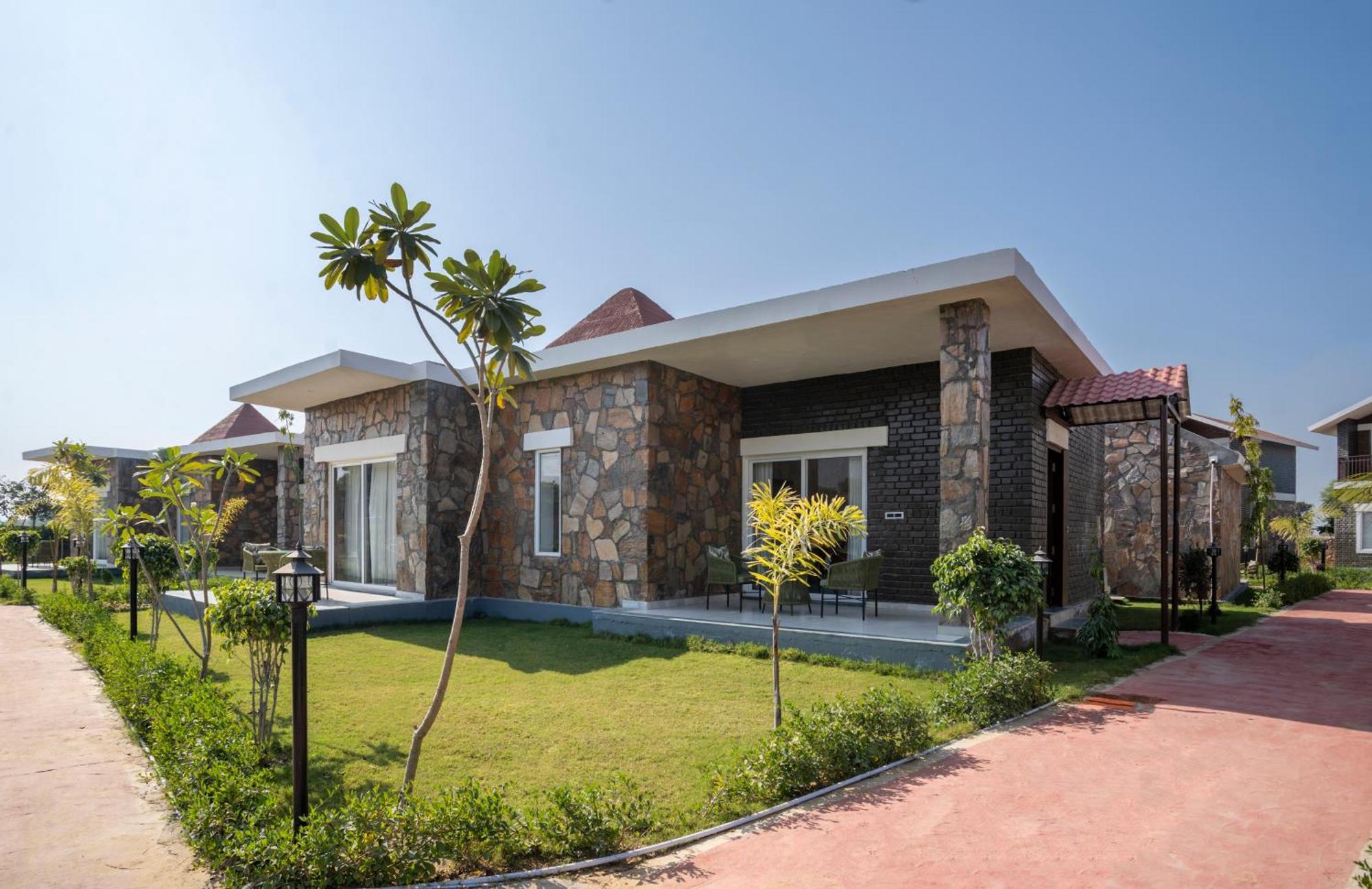 Spree Resort Sariska Thana Ghazi エクステリア 写真