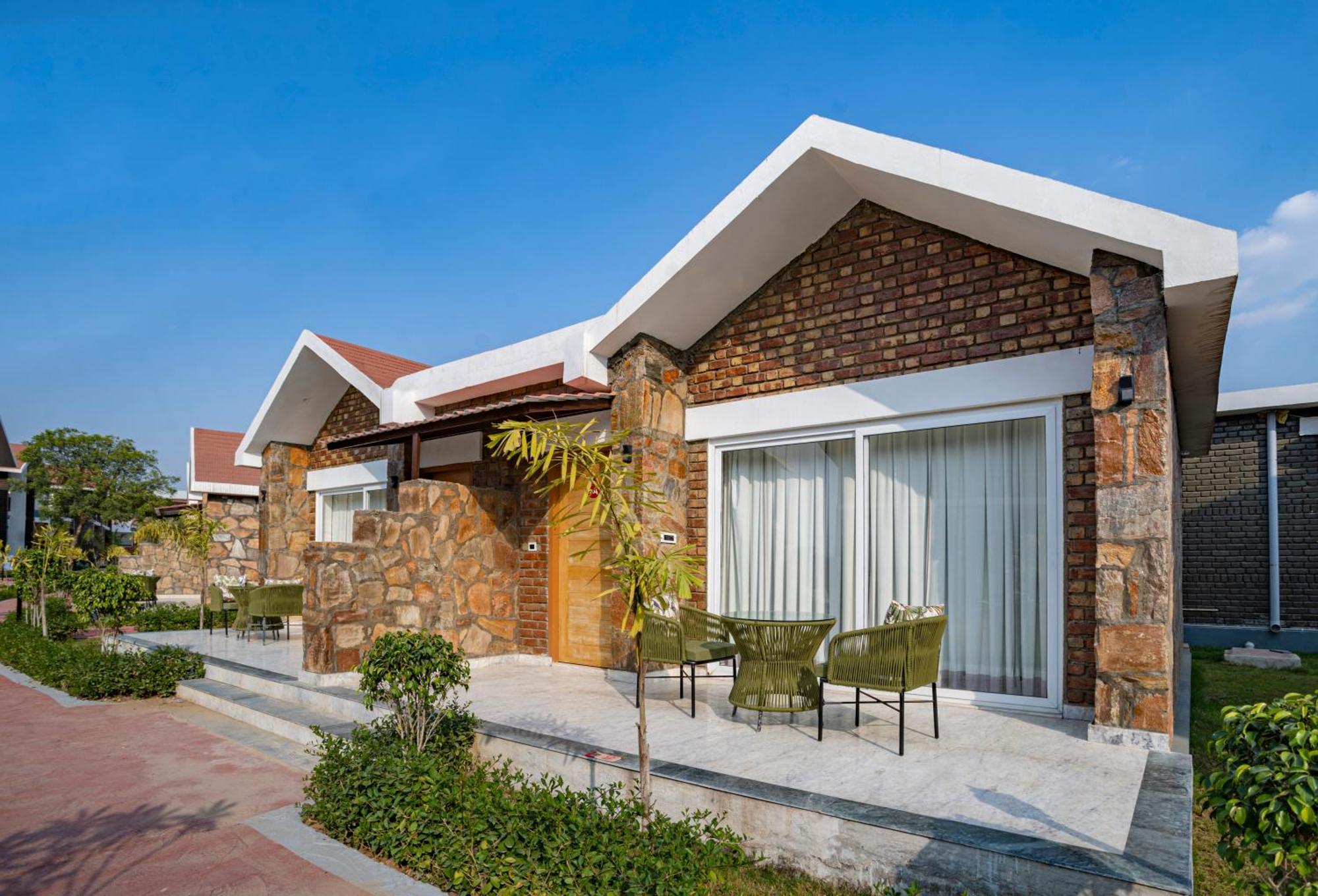 Spree Resort Sariska Thana Ghazi エクステリア 写真
