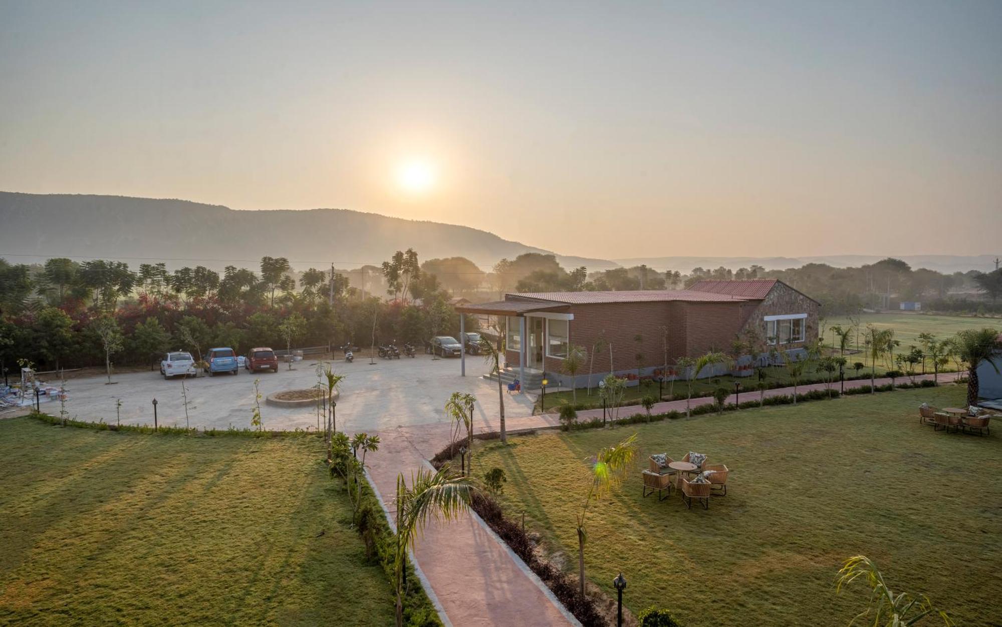 Spree Resort Sariska Thana Ghazi エクステリア 写真